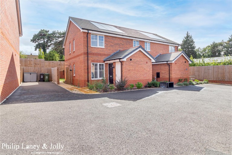 Massey Drive, Worcester