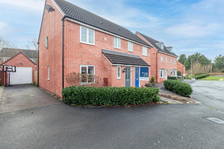 Sentinel Close, Worcester