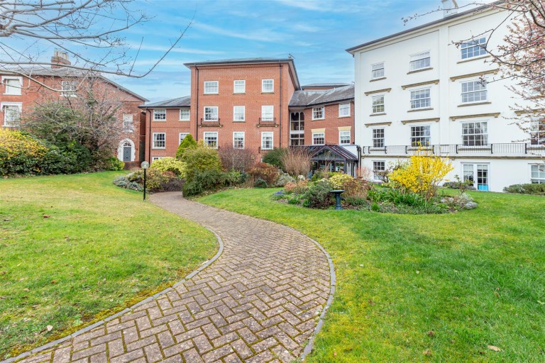 St Georges Lane North, Worcetser