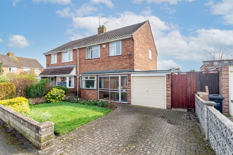 Elizabeth Avenue, Worcester