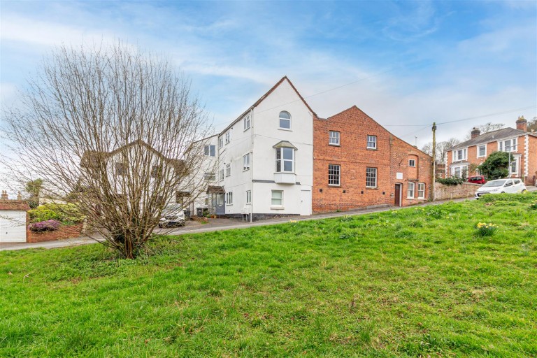 Bank Street, Malvern