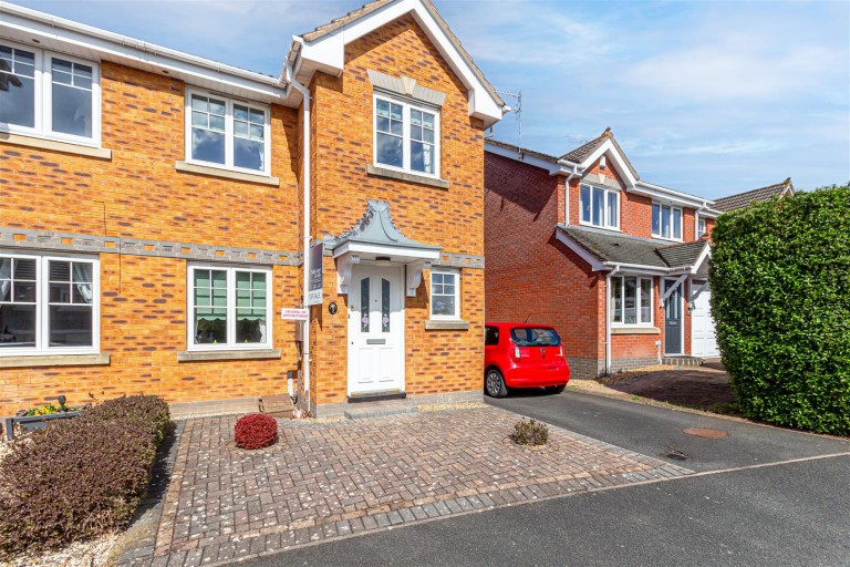 Peninsula Road, Brockhill Village, Norton, Worcester