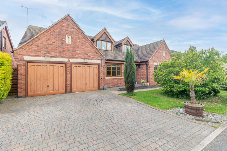Norton Road, Norton, Worcester