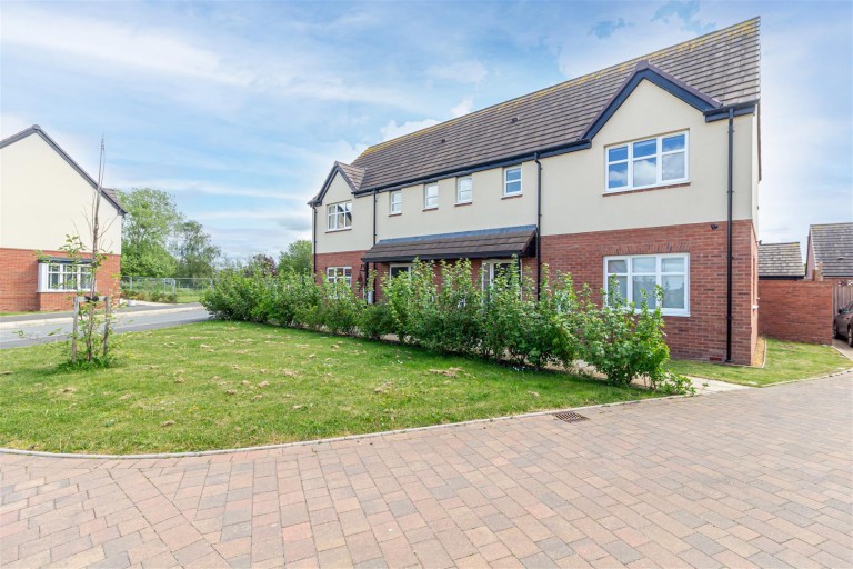 Geeson Road, Drakes Broughton, Pershore