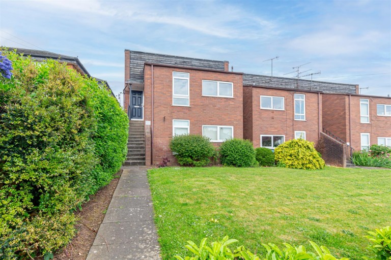 Mayfield Road, Worcester