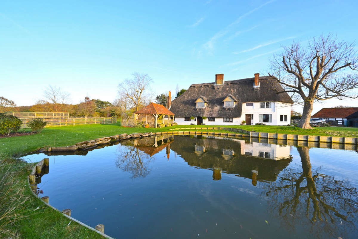 Image for Oxenbridge Farmhouse, Iden TN31 7UY