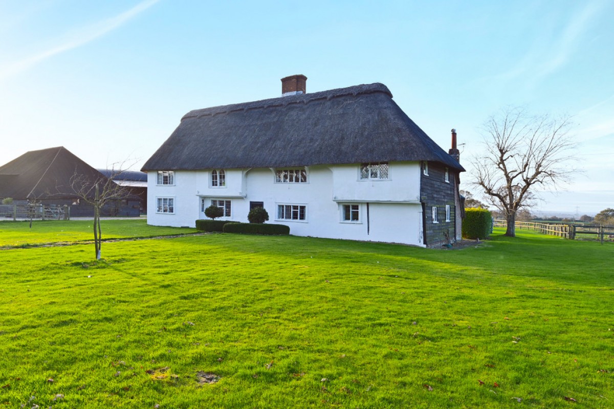 Image for Oxenbridge Farmhouse, Iden TN31 7UY