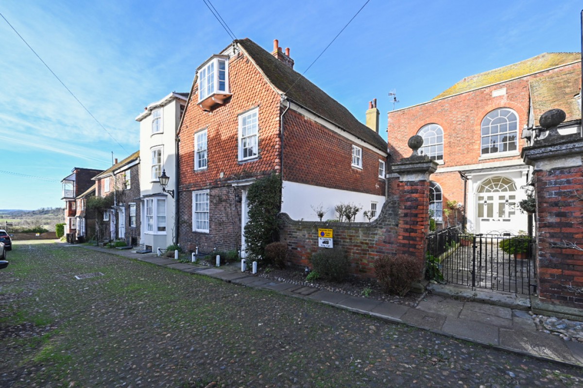 Image for Studio 2 The Old Chapel, Watchbell Street, Rye TN31 7HB