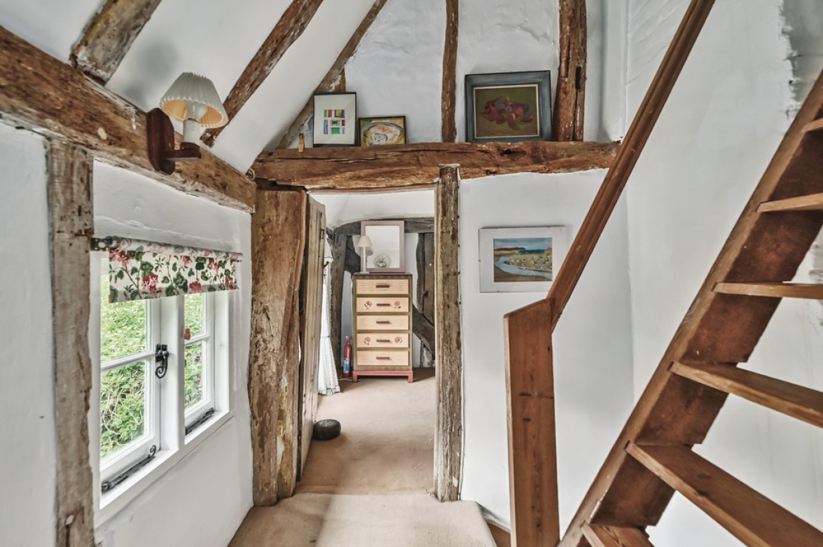 Image for Mounts Lane, Rolvenden Layne, Cranbrook, Kent TN17 4NU