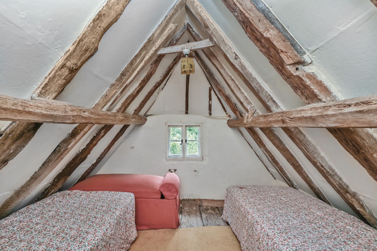 Image for Mounts Lane, Rolvenden Layne, Cranbrook, Kent TN17 4NU