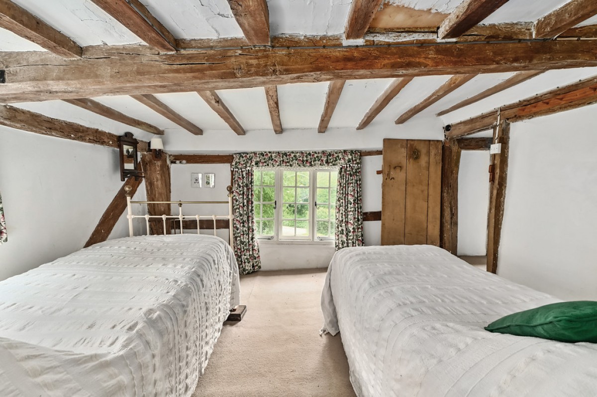 Image for Mounts Lane, Rolvenden Layne, Cranbrook, Kent TN17 4NU