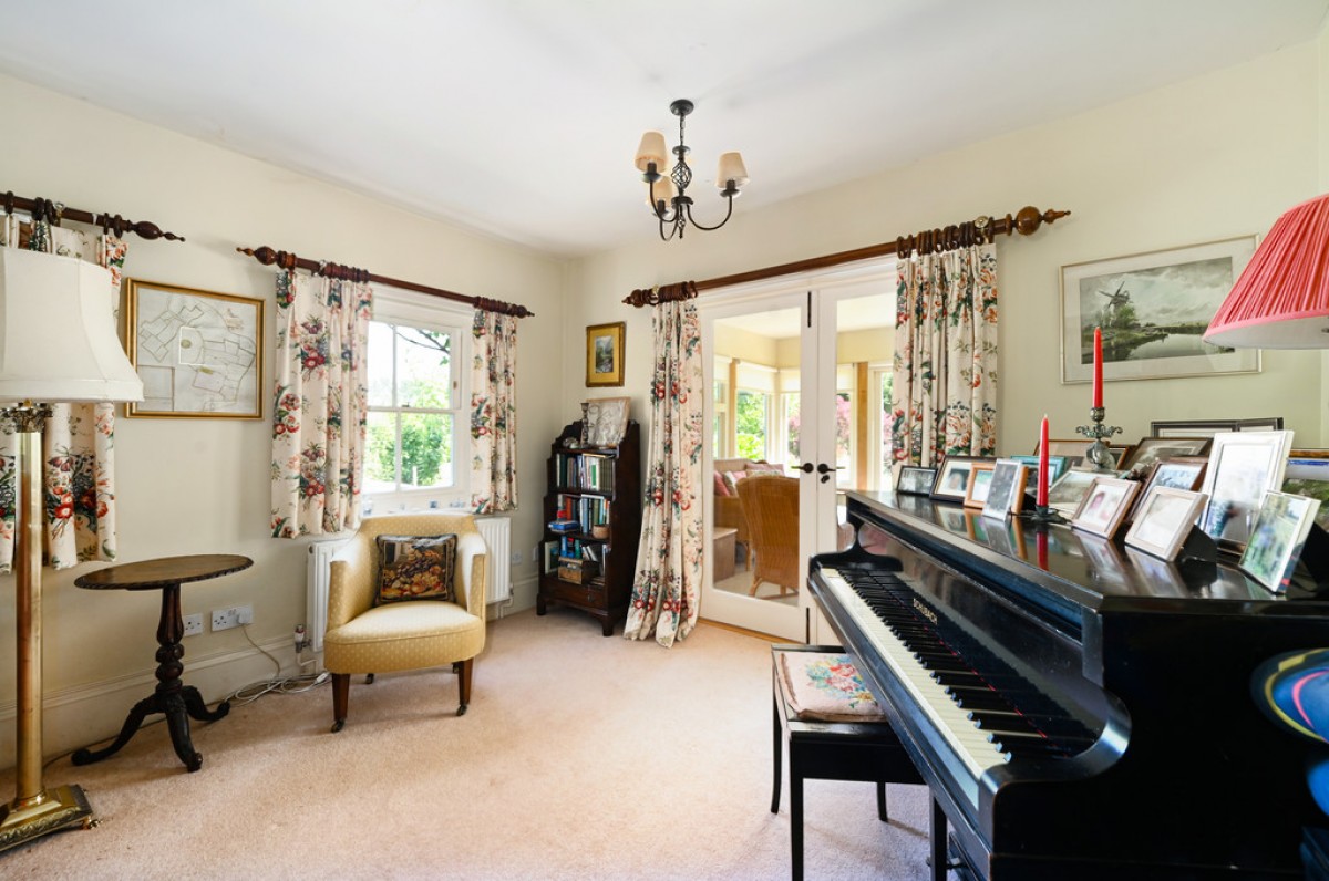 Image for Stone Cum Ebony, Tenterden, Kent TN30 7JG