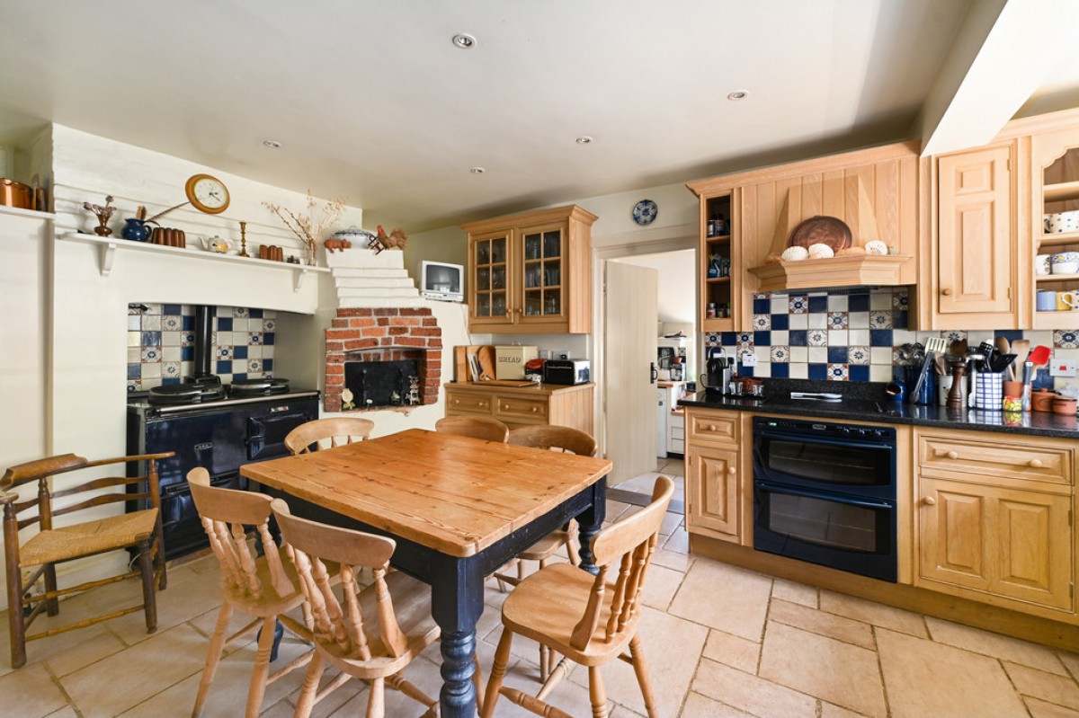 Image for Stone Cum Ebony, Tenterden, Kent TN30 7JG