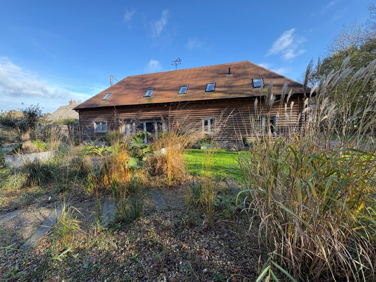 Image for Starvecrow Lane, Peasmarsh, East Sussex TN31 6XN