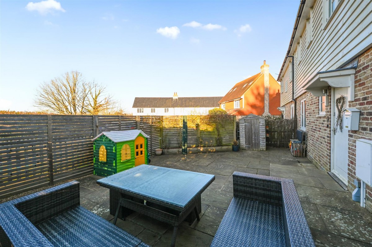 Image for Royal Oak Close, Beckley, East Sussex TN31 6DD