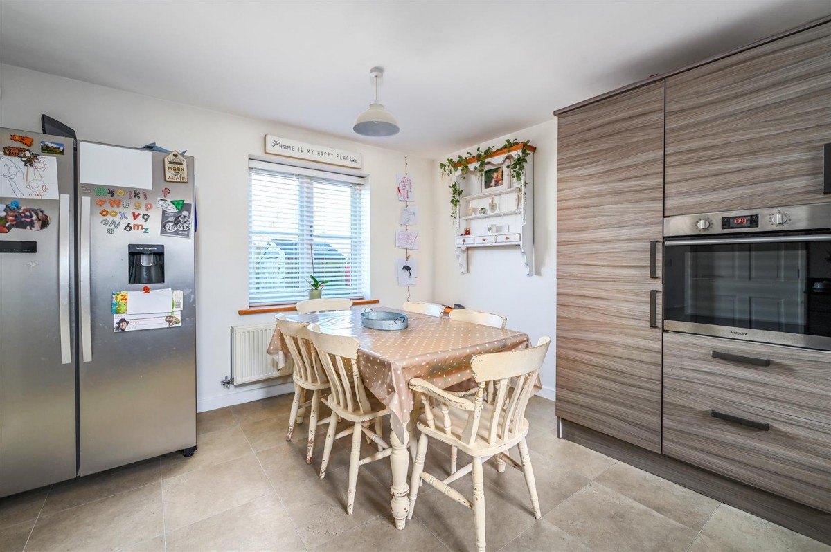 Image for Royal Oak Close, Beckley, East Sussex TN31 6DD