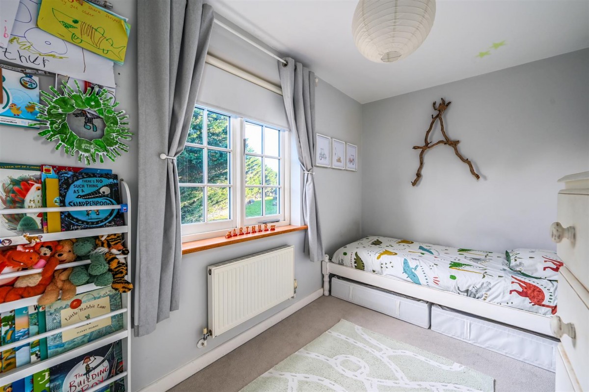 Image for Royal Oak Close, Beckley, East Sussex TN31 6DD