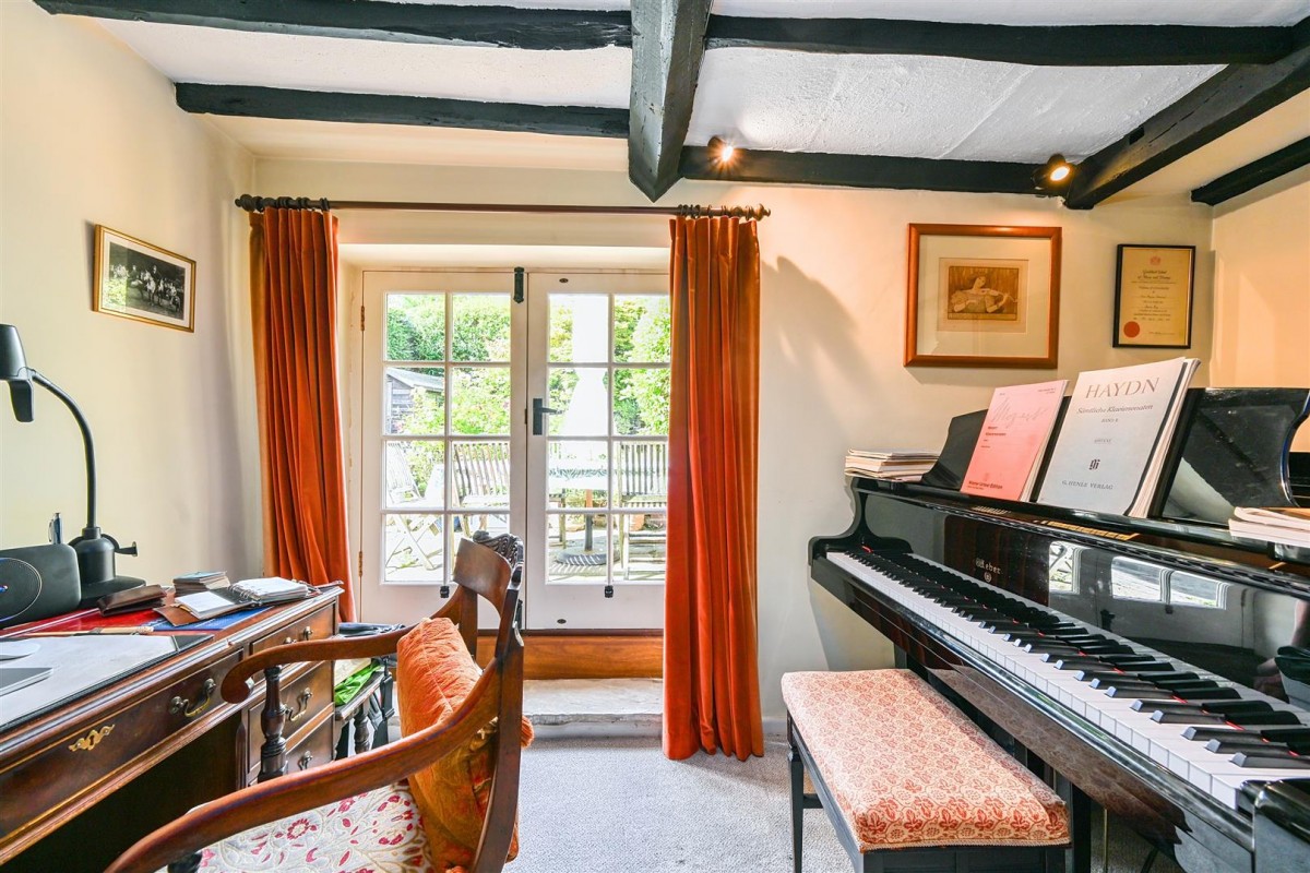 Image for Malthouse Lane, Peasmarsh, East Sussex TN31 6TA