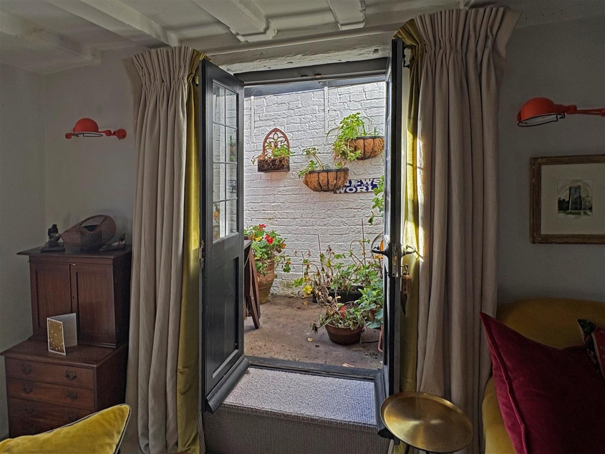 Image for Hucksteps Row, Church Square, Rye, East Sussex TN31 7HG