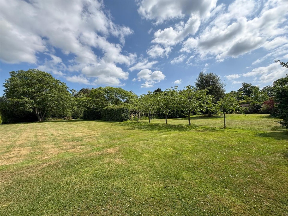 Image for Stone Cum Ebony, Tenterden, Kent TN30 7JG