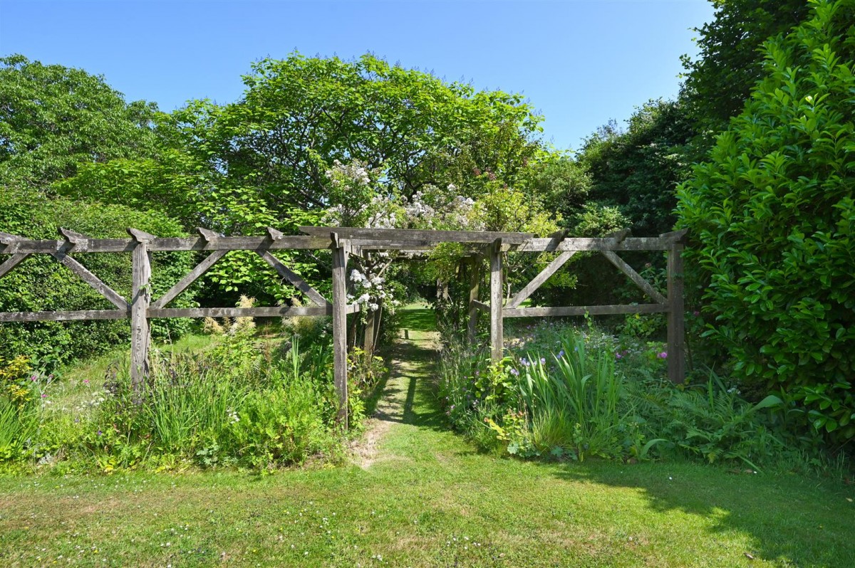 Image for Stone Cum Ebony, Tenterden, Kent TN30 7JG