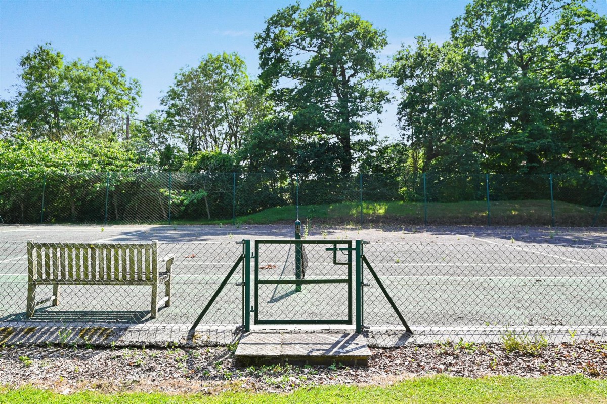 Image for Stone Cum Ebony, Tenterden, Kent TN30 7JG