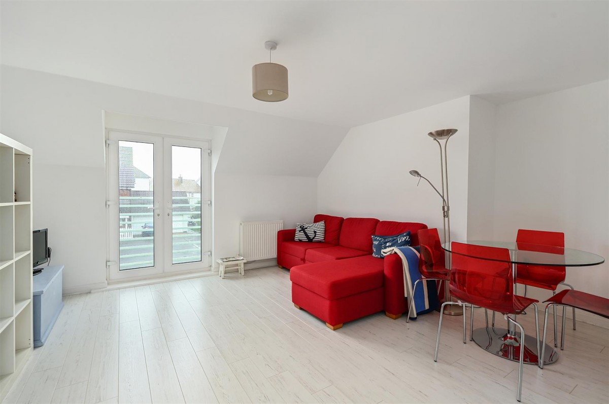 Image for 16 Baker Way, Camber TN31