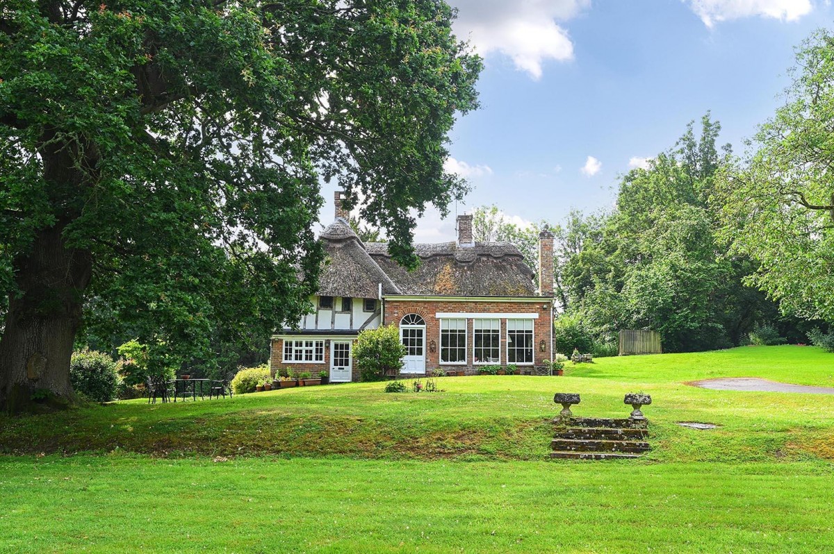 Image for Starvecrow Lane, Peasmarsh, Rye