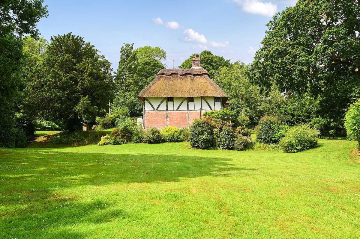 Image for Starvecrow Lane, Peasmarsh, Rye