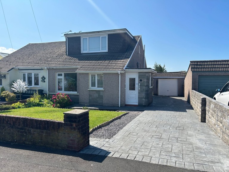 Merlin Crescent, Bridgend, Mid Glamorgan