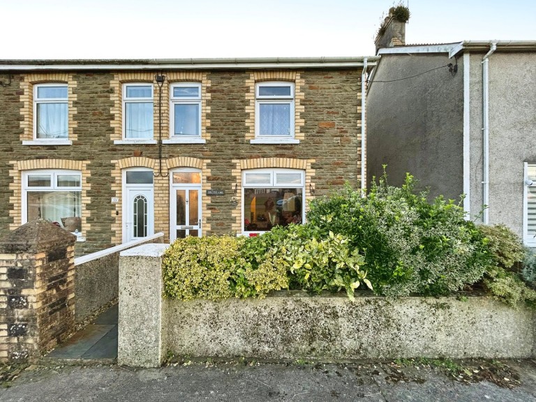 Pant Hirwaun, Heol-Y-Cyw, Bridgend