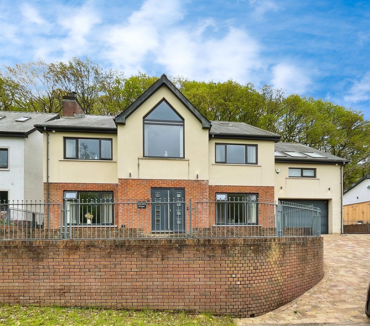 Forest Lodge Lane, Cwmavon, Port Talbot,SA13 2RX