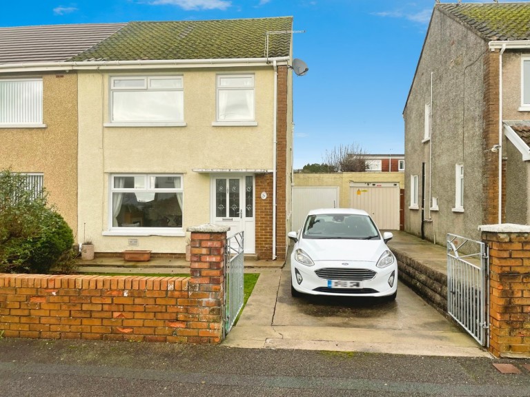 Davies Avenue, Bridgend, Mid Glamorgan