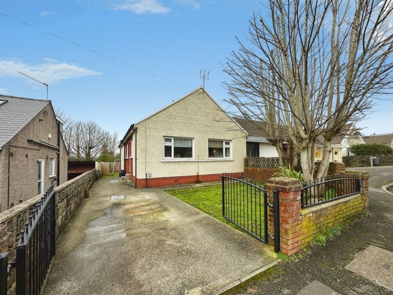 Longfellow Drive, Bridgend, Mid Glamorgan