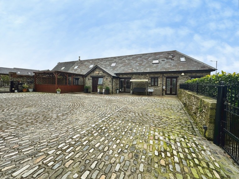 Eglwys Nunnydd, Margam, Port Talbot