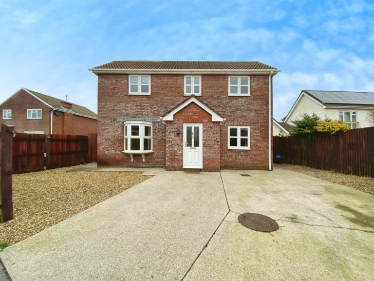 The Spinney, Brackla, Bridgend, CF31 2JD