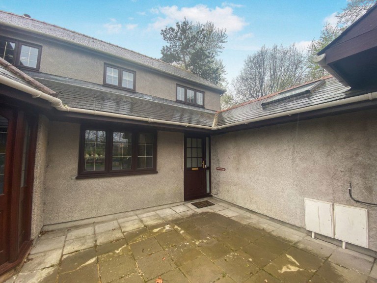 Oak Cottage, Bryntirion, Bridgend, CF31 4DX