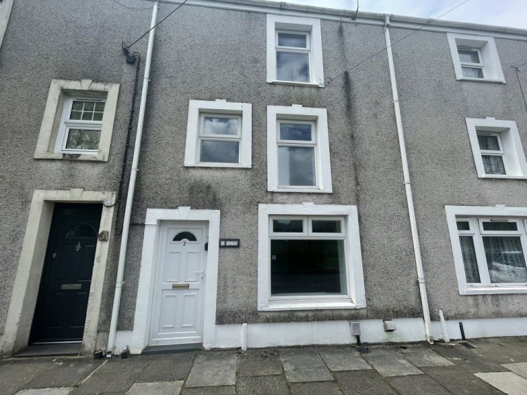 Ebbw Vale Row, Cwmavon, SA12 9AY