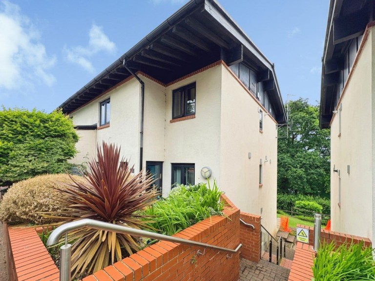 Woodridge, Bridgend, CF31 4PE