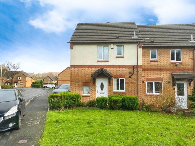 St Davids Close, Brackla, Bridgend, CF31 2BN