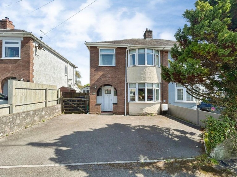 Wimborne Road, Pencoed, CF35