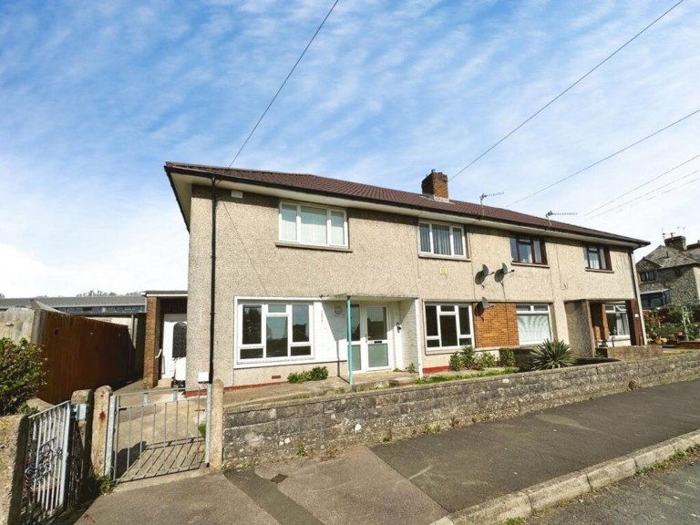 Protheroe Avenue, Pen-Y-Fai, CF31