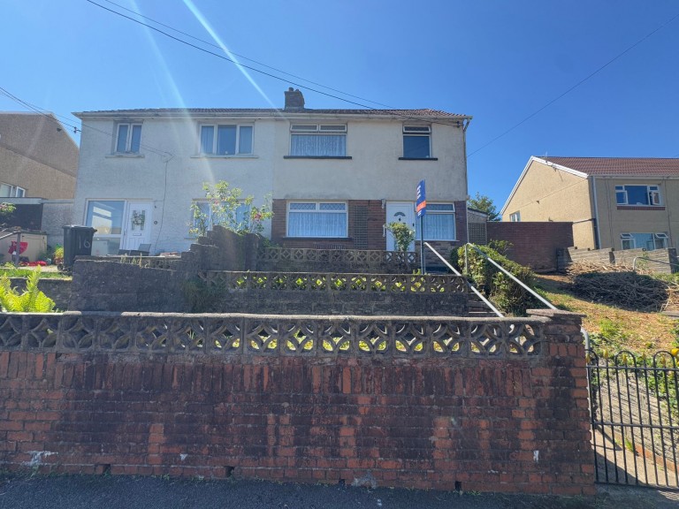 Galltcwm Terrace, Bryn, SA13