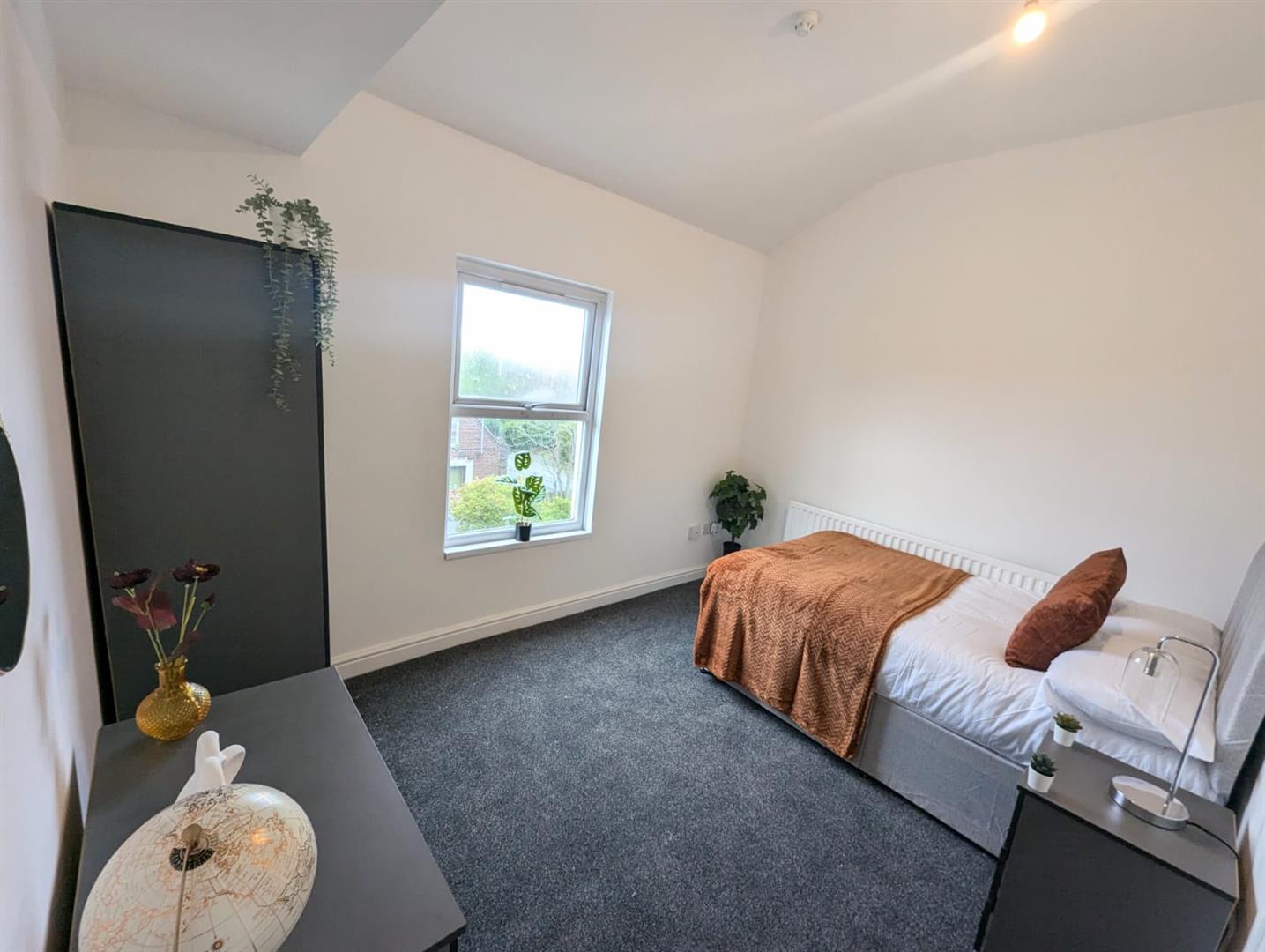 Waterloo Road, Stoke-On-Trent