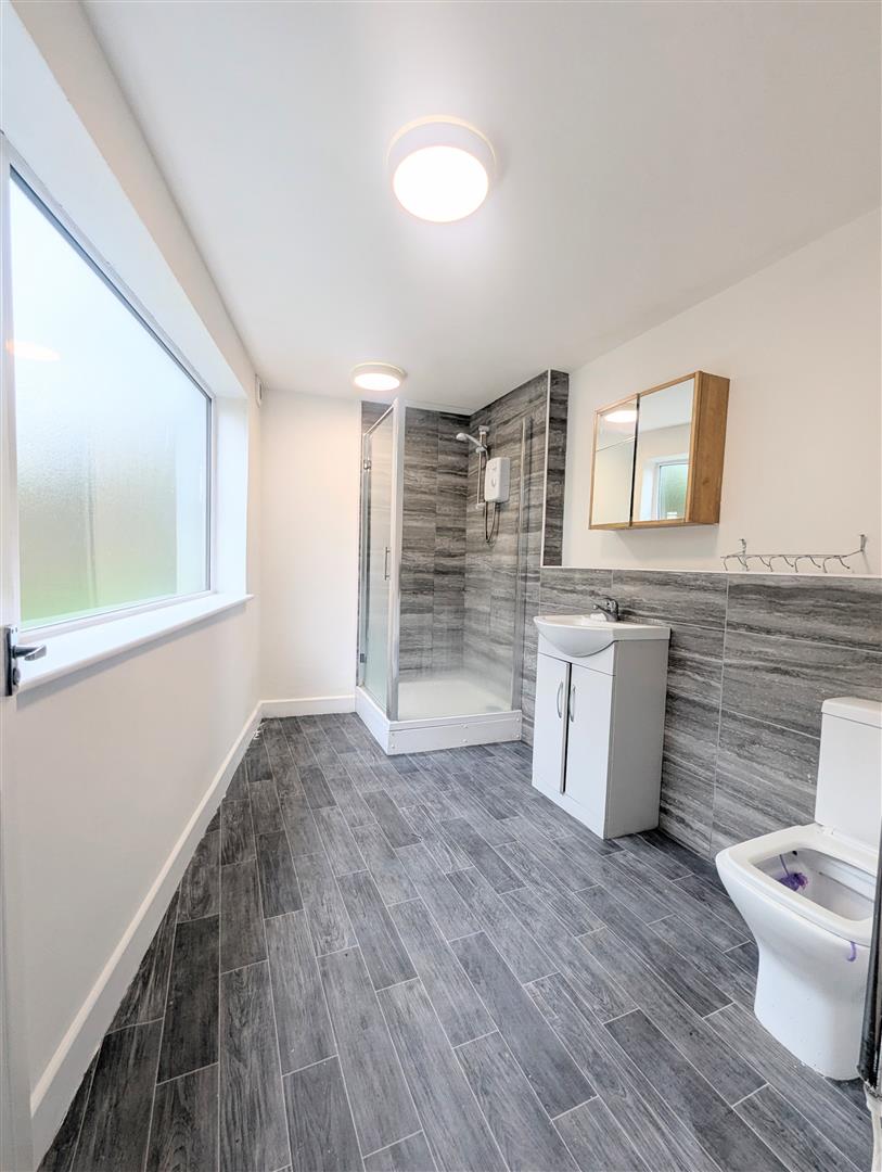 Walpole Street,Whitmore Reans