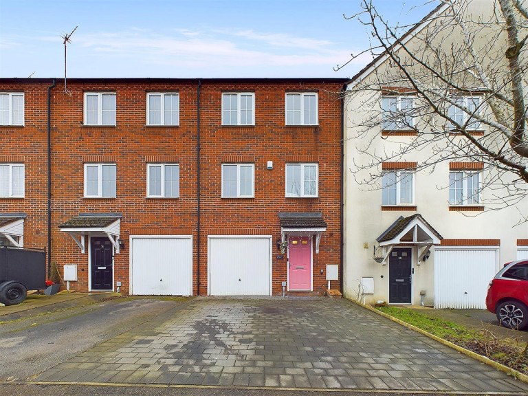 Himbleton Drive, Binley, Coventry