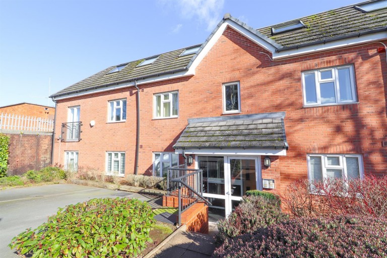 Dillotford Avenue, Styvechale, Coventry