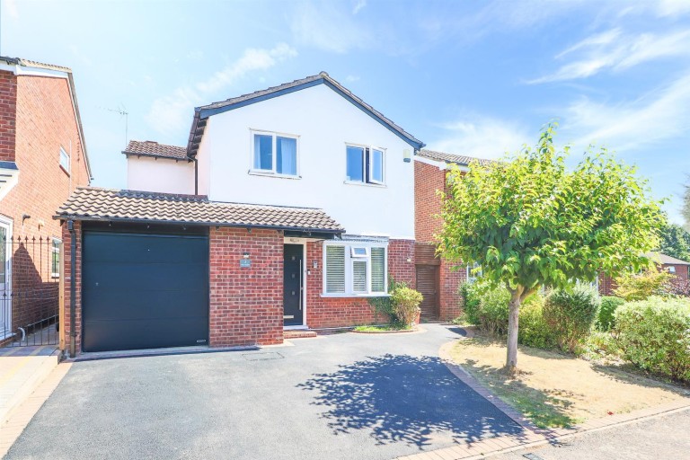 Norton Drive, Warwick