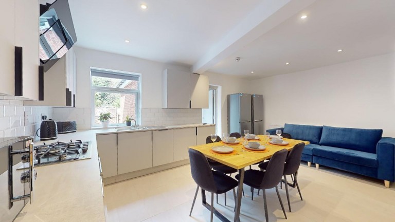 Sir Henry Parkes Road, Canley, Coventry