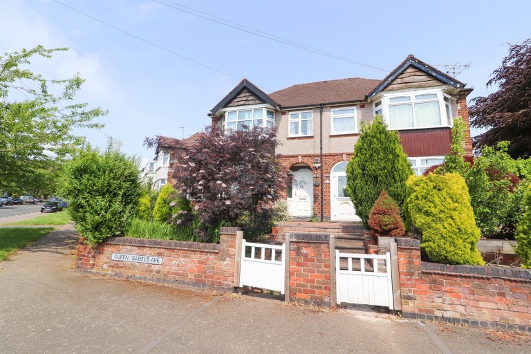Queen Isabels Avenue, Cheylesmore, Coventry